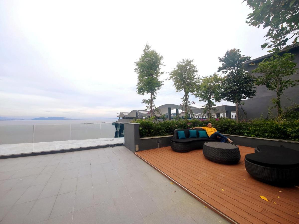 Infinite Seaview With Penang Bridge Suite With Sunrise Up To 11 Person Bayan Lepas Ngoại thất bức ảnh
